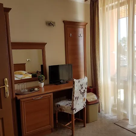 Markovi Πανσιόν 3*
